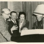 am-klavier-percy-kahn